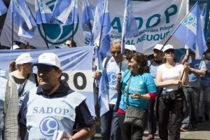 Lee más sobre el artículo La transgresión del Estado Argentino a los derechos de libertad sindical y negociación colectiva